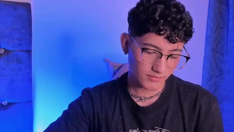 Samuel Collins online show from 6, 1, 2025