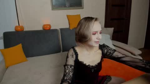 Snapshot of samyscott chatting on 31, 10, 2025 SamyScott online show from 31, 10, 2025