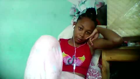 sandra1253099 online show from 5, 12, 2025