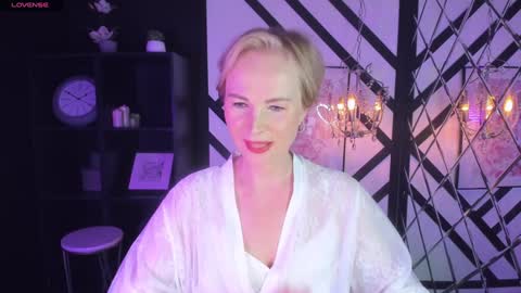 Snapshot of sandra_kind chatting on 30, 1, 2025 Sandra online show from 30, 1, 2025
