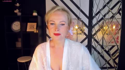 Snapshot of sandra_kind chatting on 9, 2, 2025 Sandra online show from 9, 2, 2025
