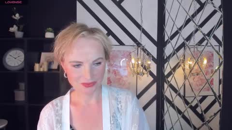 Snapshot of sandra_kind chatting on 11, 2, 2025 Sandra online show from 11, 2, 2025