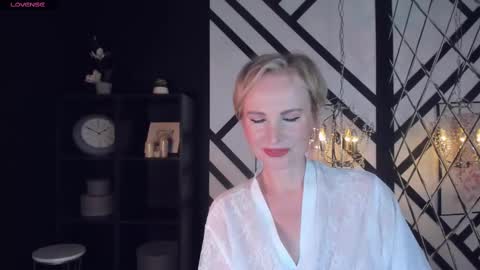 Snapshot of sandra_kind chatting on 13, 2, 2025 Sandra online show from 13, 2, 2025