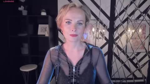 Snapshot of sandra_kind chatting on 16, 2, 2025 Sandra online show from 16, 2, 2025