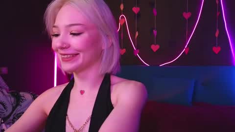 Sandy  online show from 20, 2, 2025