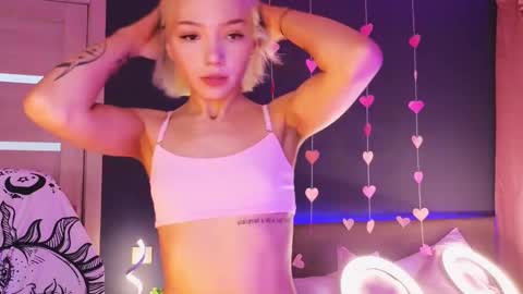 Sandy  online show from 22, 2, 2025