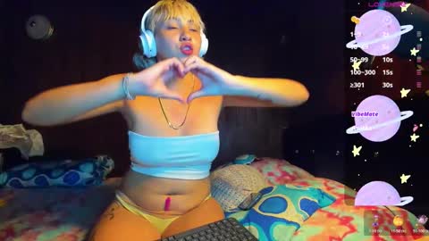 sandy_straw online show from 8, 1, 2026