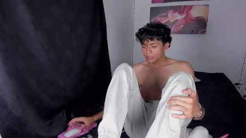 sandy_straw online show from 17, 2, 2026