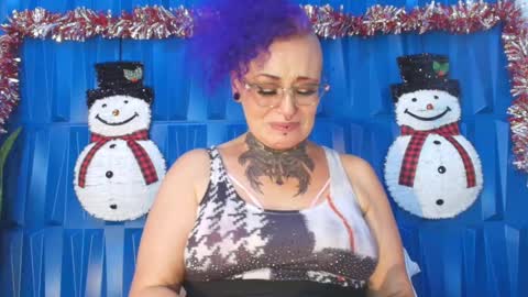Sandy Rose online show from 3, 12, 2024