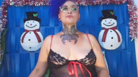 Sandy Rose online show from 6, 12, 2024