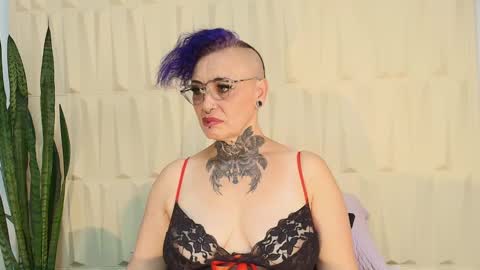 Sandy Rose online show from 8, 3, 2025