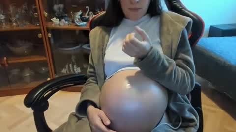 Snapshot of sandysun_shine chatting on 11, 12, 2024 Sandy online show from 11, 12, 2024