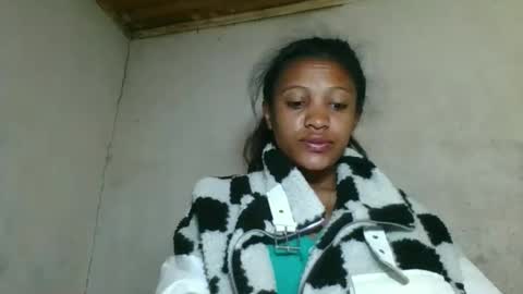 sanelie09 online show from 2, 2, 2026