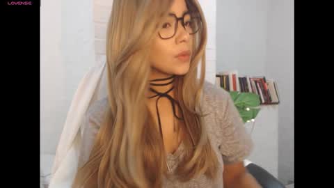 secret online show from 1, 12, 2025