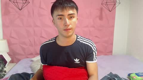 Snapshot of santi_fabulous chatting on 6, 3, 2025 santi_fabulous online show from 6, 3, 2025