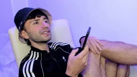 Santi online show from 12, 1, 2025