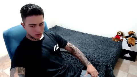 Snapshot of santi_ss chatting on 22, 10, 2025 santi_ss online show from 22, 10, 2025