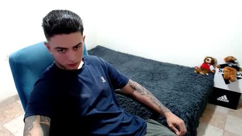 Snapshot of santi_ss chatting on 26, 10, 2025 santi_ss online show from 26, 10, 2025