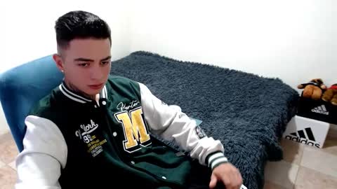 Snapshot of santi_ss chatting on 29, 10, 2025 santi_ss online show from 29, 10, 2025