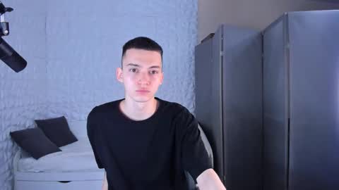 santiago__perez online show from 18, 11, 2025