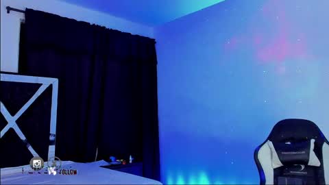 Santi Reyes online show from 13, 2, 2025