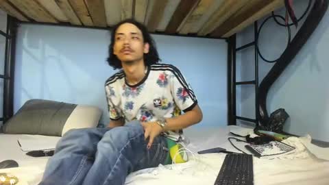Santiago    online show from 23, 1, 2025