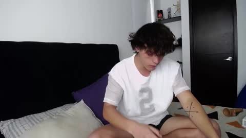 Snapshot of santii_rose chatting on 17, 1, 2025 Santii online show from 17, 1, 2025