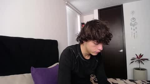 Snapshot of santii_rose chatting on 11, 3, 2025 Santii online show from 11, 3, 2025