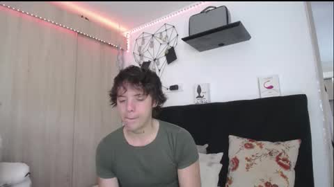 Santii online show from 13, 3, 2026