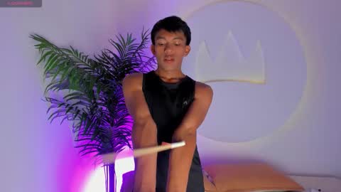 Santii online show from 9, 10, 2025