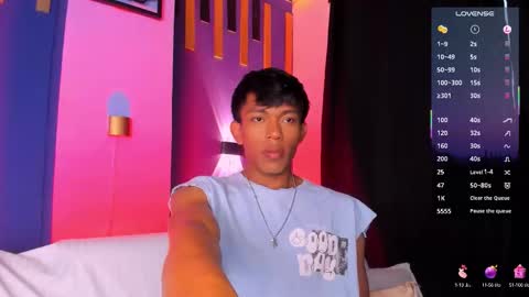 Santii online show from 15, 10, 2025