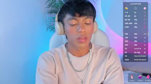 Santii online show from 23, 10, 2025