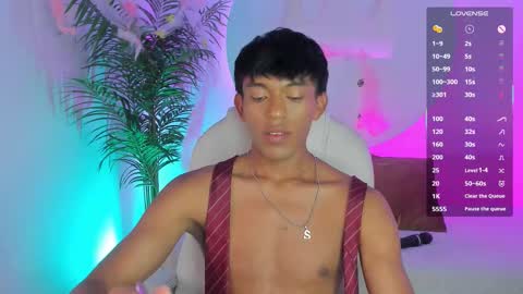 Santii online show from 2, 11, 2025