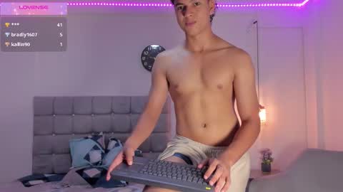 santy_stump online show from 17, 9, 2025