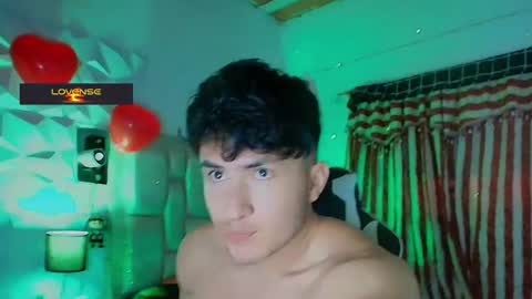 Santyago online show from 26, 2, 2025