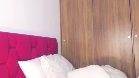 Snapshot of sara_699 chatting on 24, 2, 2025 Sara online show from 24, 2, 2025