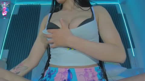 sara allenx online show from 10, 3, 2025