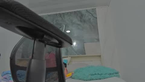 sara allenx online show from 3, 11, 2025