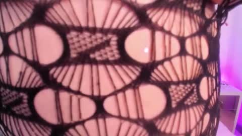 SARA ARIAS  online show from 10, 1, 2025