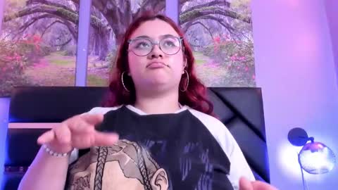 SARA ARIAS  online show from 2, 2, 2025