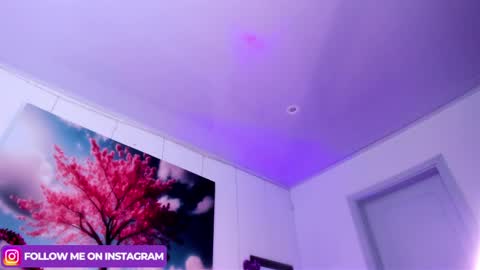 SARA ARIAS  online show from 27, 2, 2025