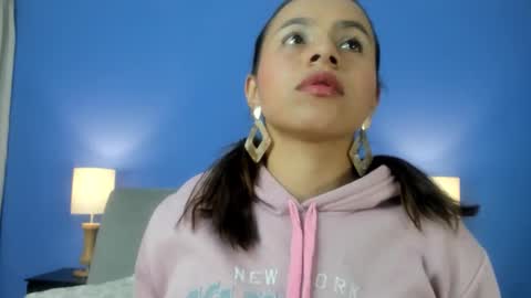 sara_bosch_ online show from 24, 2, 2026