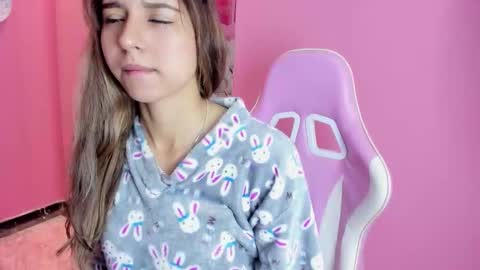 Snapshot of sara_connor01 chatting on 11, 3, 2026 sara_connor01 online show from 11, 3, 2026