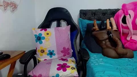 Sara Greyx online show from 8, 1, 2025