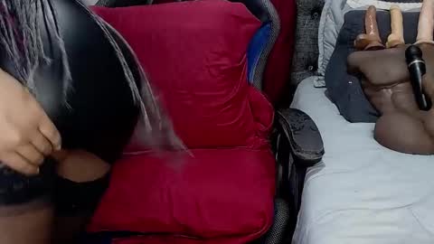 Sara Greyx online show from 3, 2, 2025