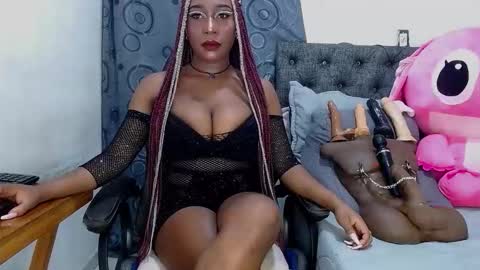 Sara Greyx online show from 28, 9, 2025