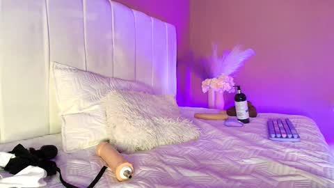 Snapshot of sara_lopee1 chatting on 9, 3, 2025 sara_lopee1 online show from 9, 3, 2025