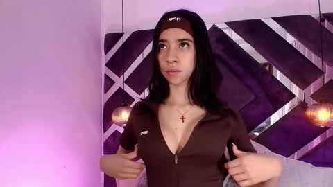 Snapshot of sara_lopee1 chatting on 22, 10, 2025 sara_lopee1 online show from 22, 10, 2025