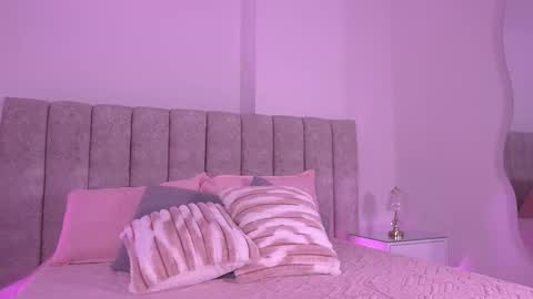 Snapshot of sara_lopee1 chatting on 14, 11, 2025 sara_lopee1 online show from 14, 11, 2025