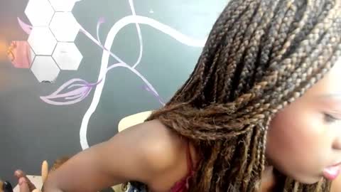 S A R A online show from 14, 10, 2025